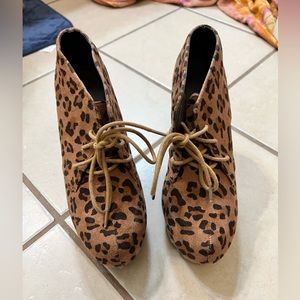 Rue 21 Giraffe platform wedges.